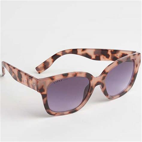 avon lipsy sunglasses.